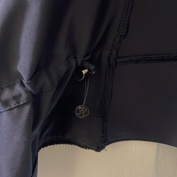 Lululemon Sweater/ Jacket. Size 6. Navy Blue - Picture 4 of 5